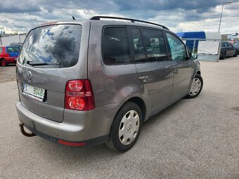 VW Touran facelift 1.9TDI, 77kw,nová STK.7 míst - 5