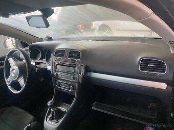 VW Golf6 combi barva LC9X - 5