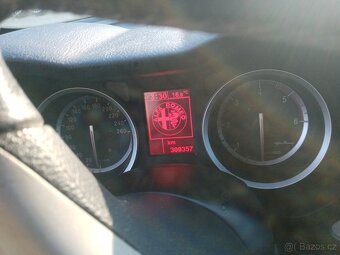 Alfa romeo 159 1,9jtdm - 5