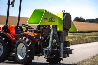 Štěpkovač špalíkovač za traktor s řemenovým převodem - 5