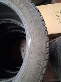 Prodám 4x zimní Sebring Snow 235/45/18 98V - 5