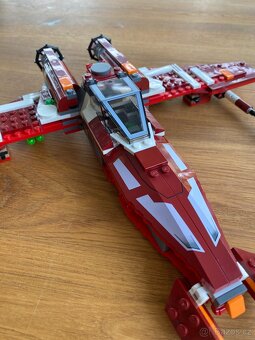 LEGO Star Wars The Old Republic Starfighter (9497) - 5