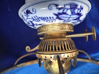Porcelánová, petrolejová lampa Míšen - 5