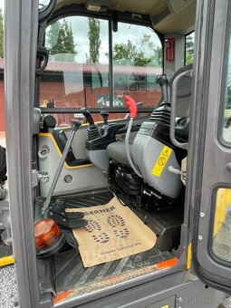 Pásový bagr Volvo ECR88D - 5