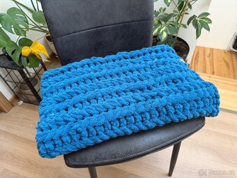 Ručně pletená deka petrolejová - 5