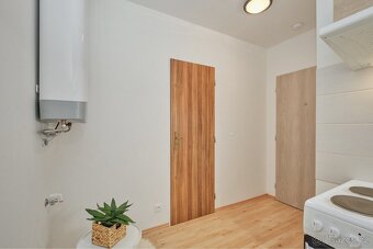 Pronájem bytu 1+kk 21 m2 - 5