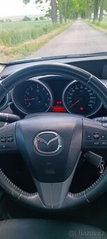 Mazda 3 - 5