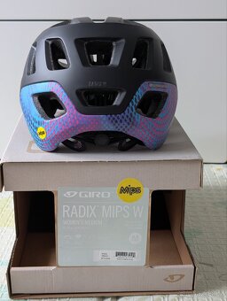 Cyklistická helma Giro - 5