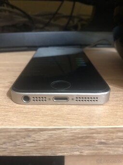 iPhone SE 2016 - 5