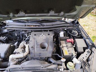 Mitsubishi L200 - 5