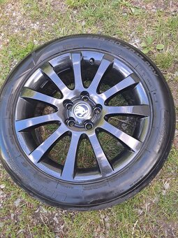 Alu kola 5x112 originál Škoda Yeti 225/50 R17 - 5