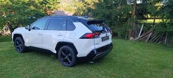 Toyota RAV4 2.5 Hybrid Selection 4x4 Čr - 5