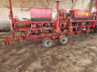 Secí stroj AGROMETAL AGROMAT S6 - 5