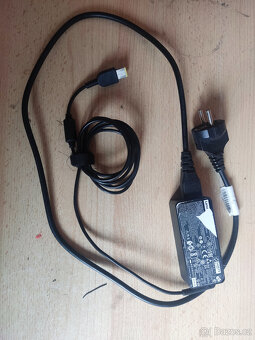 Lenovo V330-14IKB - 5