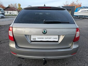 ŠKODA SUPERB 2010 2.0TDI 125kW 4x4 ELEGANCE,SENZORY,VÝHŘEV - 5
