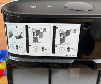 Čistička vzduchu Philips Series 1000 AC1215/50 - REZERVOVÁNO - 5