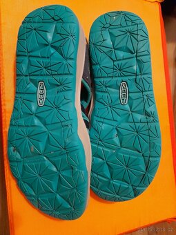 Keen MOXIE sandále vel. 34 - 5