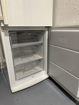 Lednice s mrazákem Electrolux - 5