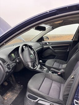 ŠKODA OCTAVIA II. 1.6 - 5