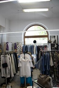Přenechání fungujícího obchodu s módou v centru Prahy - 5