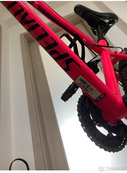 Dětské kolo Specialized Hotrock 24 - acid pink/black - 5