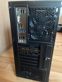 Herní počítač s RTX 4060 + 144hz monitor - TOP STAV - 5
