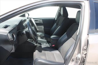 Toyota Auris 1.8i HYBRID STYLE ČR (2014) - 5