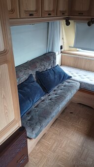 Karavan LMC 430 + predstan - 5