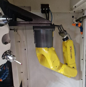 5-ti osé obráběcí centrum FANUC ROBODRILL ALFA D21LiB5 + rob - 5