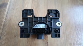 Čelní radar AAC superb 3, passat 3Q0907561D - 5