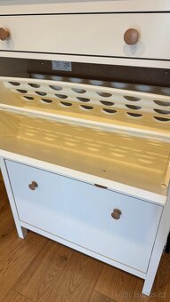 IKEA HEMNES botník se 2 přihrádkami – bílý, výborný stav - 5