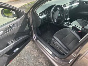 Škoda Superb - 5