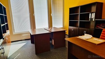 VÝPRODEJ KANCELÁŘSKÉHO NÁBYTKU PRAHA 10 - 5