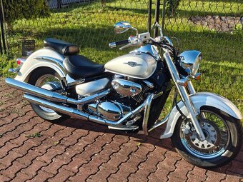 Suzuki C 800 VL 800 Intruder - 5