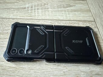 SAMSUNG GALAXY Z FLIP 4 - 5