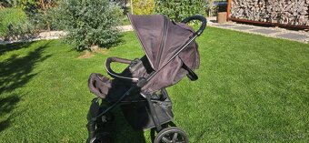 Kočárek Lionelo annet plus - 5