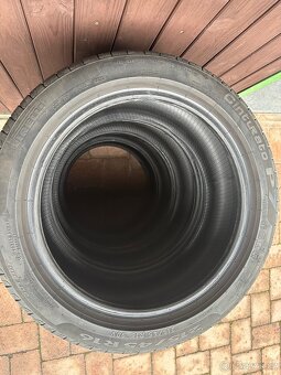 Pirelli Cinturato P7 215/45/16 - 5