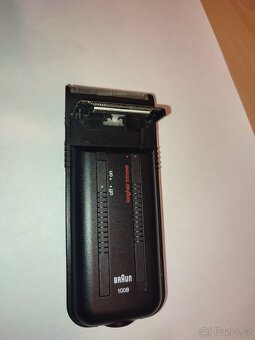 Elektrický holicí strojek Braun - 5