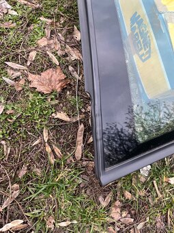 Zadní okénka e36 compact - 5