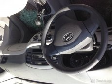 Hyundai Accent 1,4i 71kW DOHC 16V 2009 dily - 5