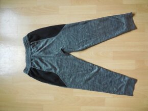 chlapecké Nike šedé sport. tepláky užší nápis 140-146/10-12r - 5