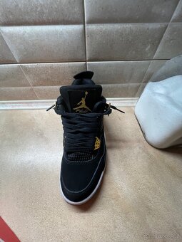 Air Jordan 4 retro royalty - 5