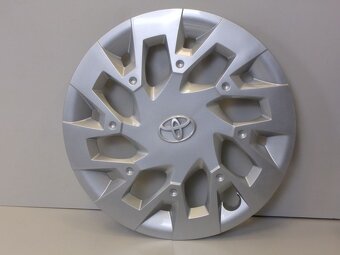 4x poklice 15" originál Toyota - 5