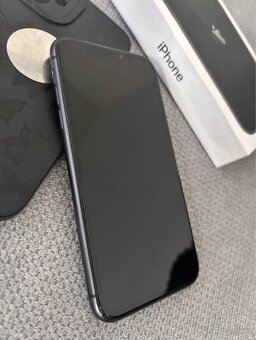 iPhone 11 64GB - 5