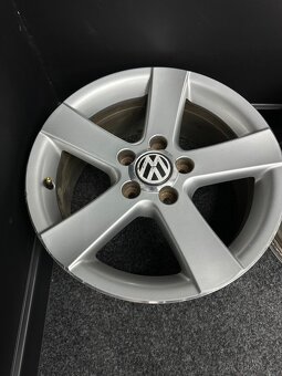 Alu VW 5x112 16” 3B0601025T - 5