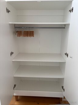 Dětský pokoj - komoda s přebalovacím pultem a skřínň - 5