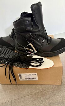 Gore- Tex vel.45 - 5