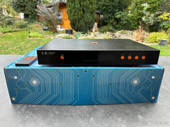 HoloAudio – Spring 3 DAC KTE Kitsune Edition Level 3 (R2R – - 5