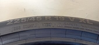 Semperit 225/45 R19 96V 8-8,5mm - 5