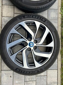 BMW i3 ALU disky + letí pneu + 2x 155/70 R19 + 2x 175/60 R19 - 5